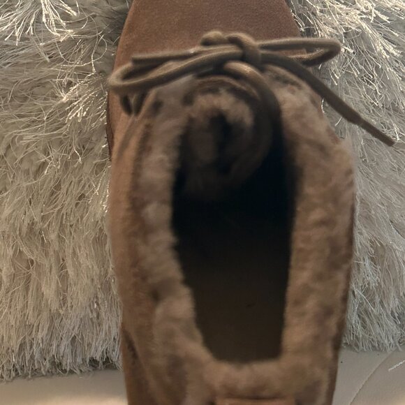 Ugg Boots - Picture 2 of 6